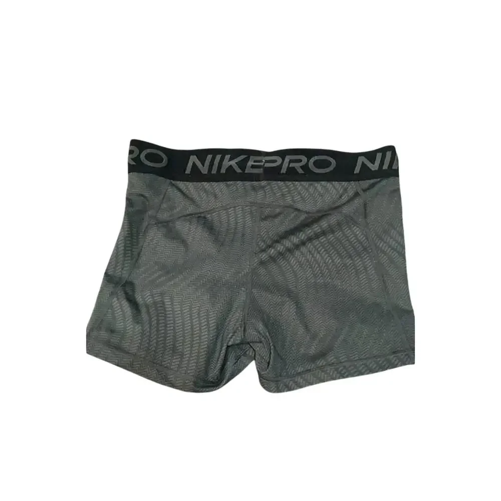 Women’s Nike pro shorts